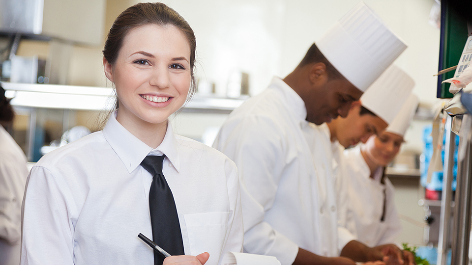 qualities of a caterer